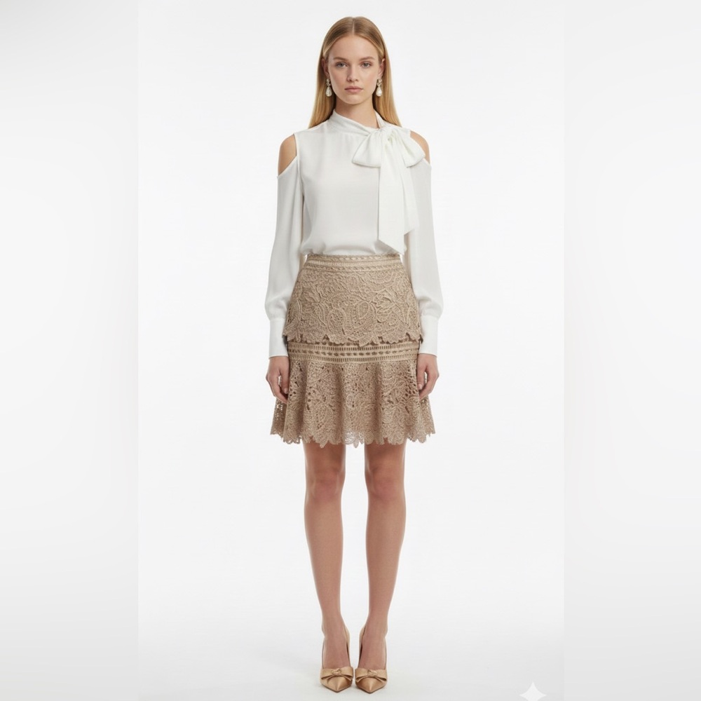 Oscar de la Renta Beautiful Rose gold Skirt